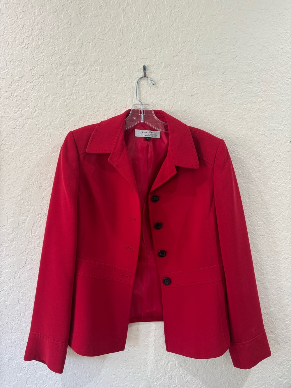 Tahari ASL Red Single-Breasted Blazer Size -6P - Picture 1 of 3